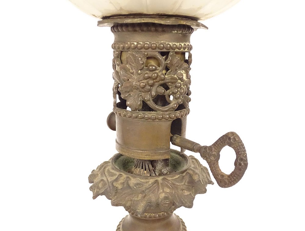 Lampe pétrole porcelaine chinoise personnages bronze globe Napoléon III 19è-photo-2