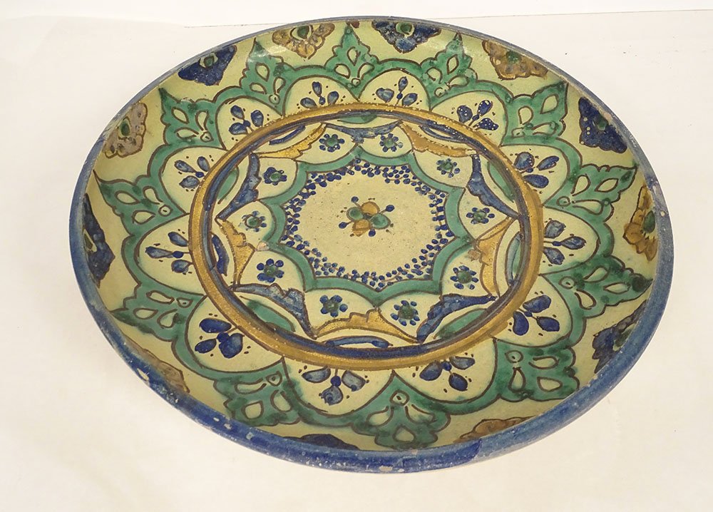 Large Round Polychrome Earthenware Dish With Rosette And Floral Motifs, Morocco, Maghreb, Fez, Late 19th Century-photo-1