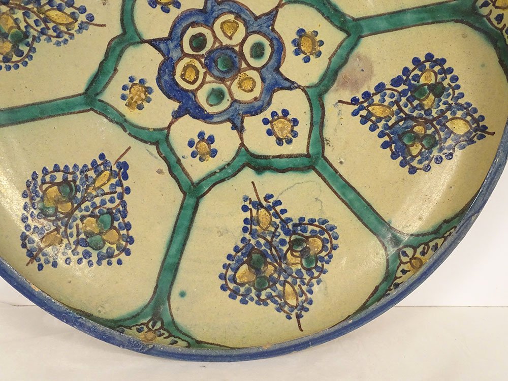 Large Round Polychrome Earthenware Dish With Rosette And Floral Motifs, Morocco, Maghreb, Fez, Late 19th Century-photo-4