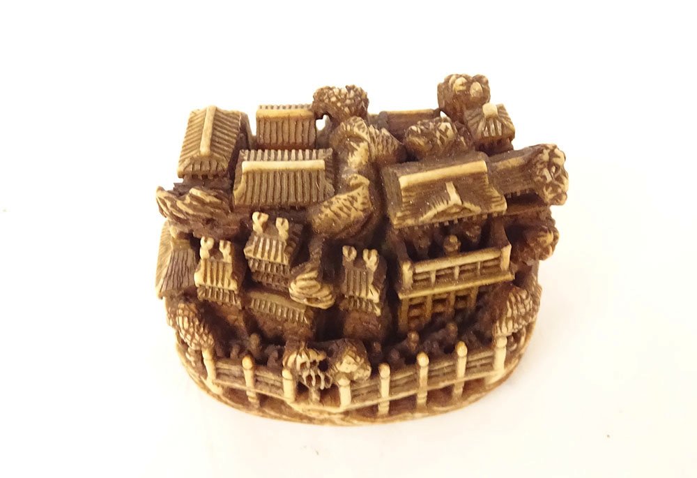 Carved Ivory Netsuke Signed By Kagetoshi, Depicting A Miniature Temple, Edo, Japan, 19th Century-photo-1