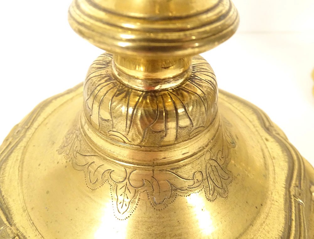 Pair Of Louis XV-style Gilded Bronze Candlesticks With Seashell And Foliage Motifs, 18th Century-photo-4