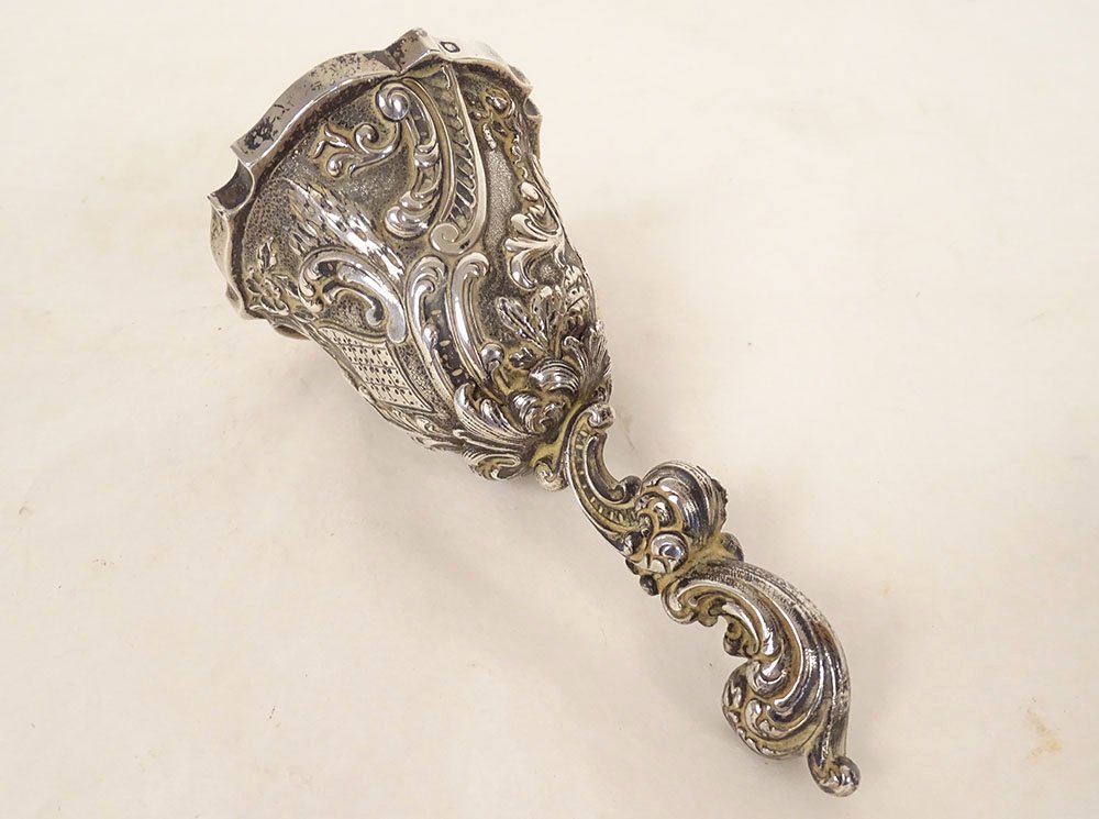 Solid Silver Table Bell, Minerva Design With Flowers And Foliage, 155.49 G, 19th Century-photo-7