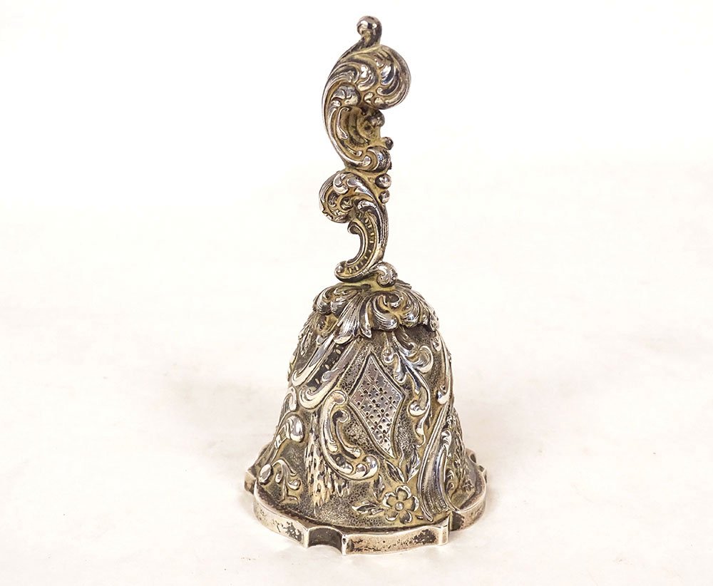 Solid Silver Table Bell, Minerva Design With Flowers And Foliage, 155.49 G, 19th Century