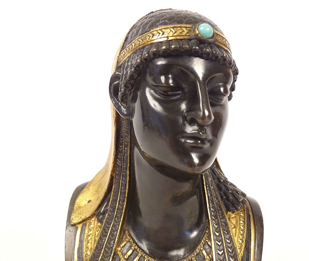 Neo-egyptian Bronze Sculpture Of A Bust Of Queen Cleopatra Nitocris, 19th Century-photo-3
