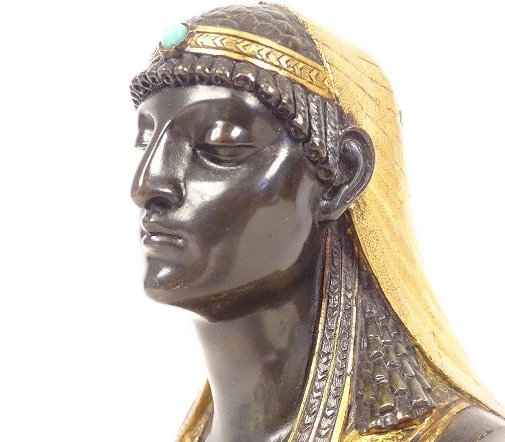 Neo-egyptian Bronze Sculpture Of A Bust Of Queen Cleopatra Nitocris, 19th Century-photo-2