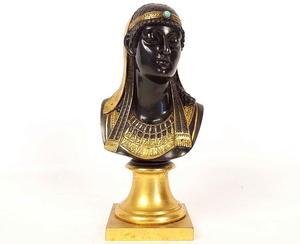 Neo-egyptian Bronze Sculpture Of A Bust Of Queen Cleopatra Nitocris, 19th Century