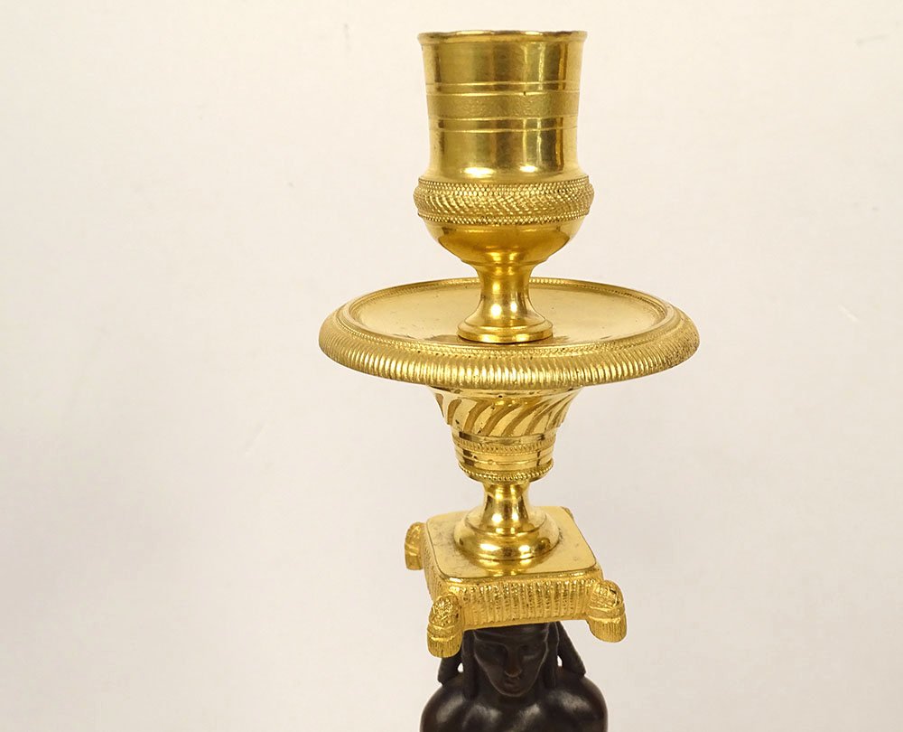 Pair Of Bronze Candlesticks Featuring Female Caryatids, "return To Egypt," Consulat Style, Marble, 19th Century-photo-2