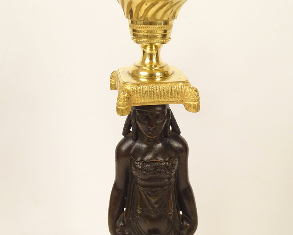 Pair Of Bronze Candlesticks Featuring Female Caryatids, "return To Egypt," Consulat Style, Marble, 19th Century-photo-3
