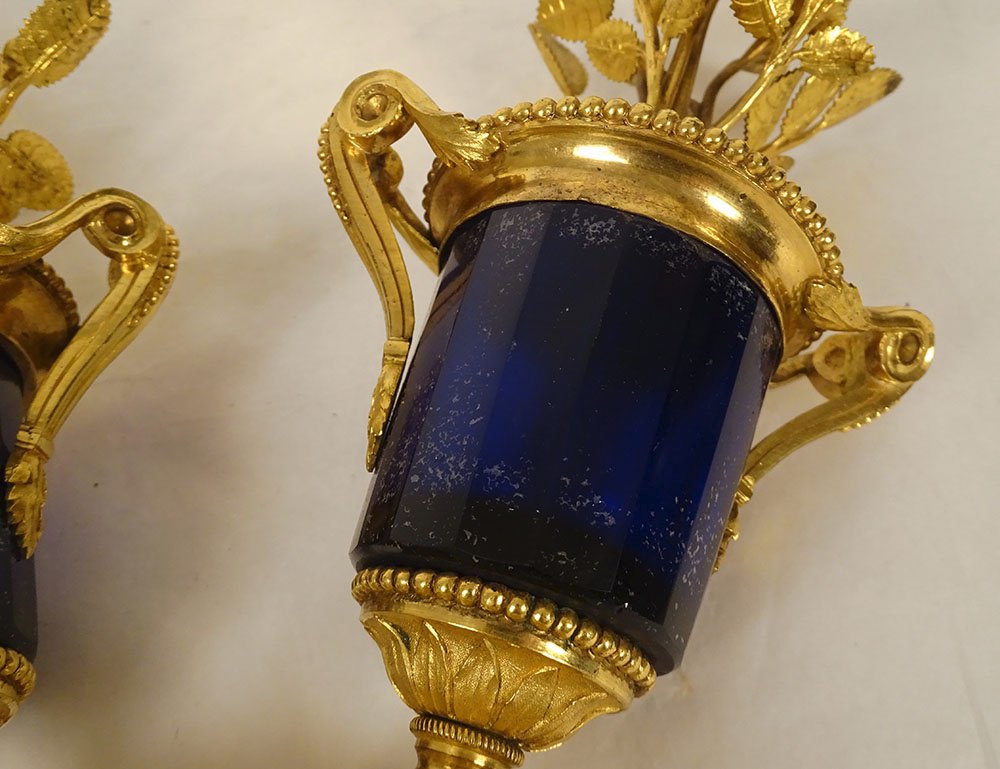 Paire bougeoirs Louis XVI vases cristal bleu bronze doré fleurs roses 18è-photo-7