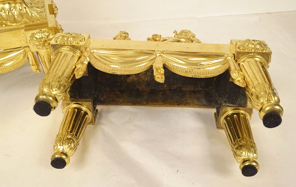 Pair Of Gilded Bronze Louis XVI Andirons With Ram Figures, Acanthus Leaves, And Drapery, 18th Century-photo-8