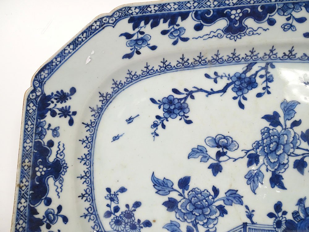 Plat octogonal porcelaine Chine blanc-bleu paysage fleurs Qianlong XVIIIème-photo-3