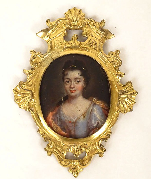 Miniature ovale portrait femme qualité cadre bronze rocaille Louis XV 18è