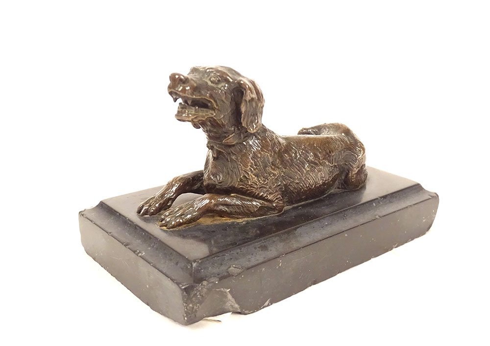 Presse-papier sculpture bronze chien chasse couché marbre noir XIXè siècle-photo-2