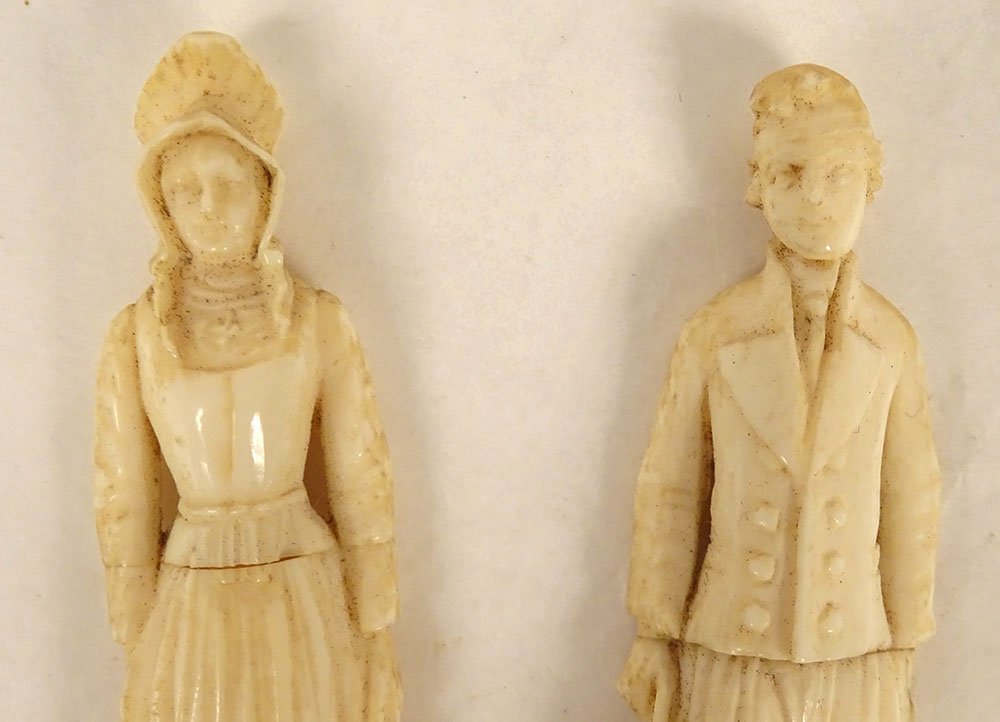 2 Small Ivory Needle-holder Sculptures From Dieppe And Poletais, Depicting A Fishing Couple, 19th Century-photo-3