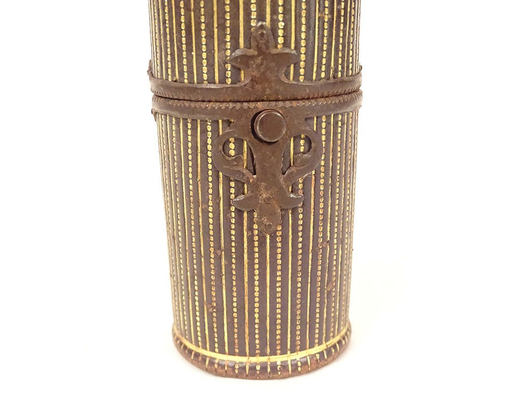 Boîte étui voyage cylindrique nécessaire parfum cuir doré fer XVIIIè siècle-photo-2