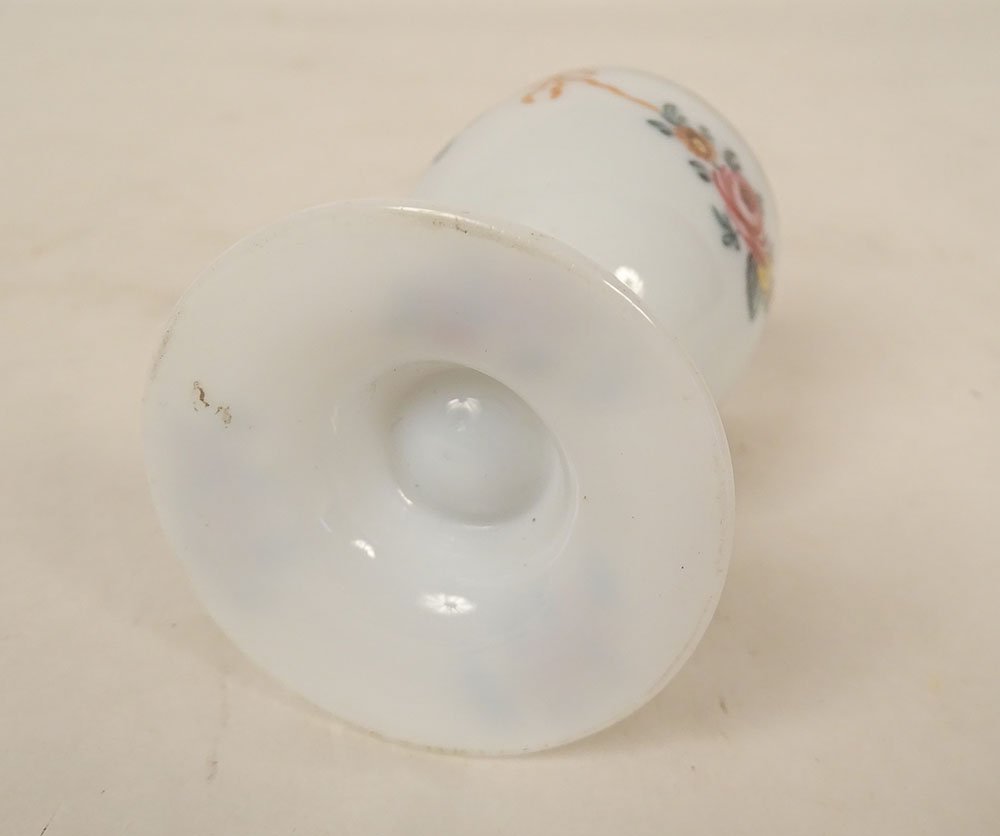 White Opaline Egg Cup With Garlands, Flowers, Bows, And Gilding, Charles X, 19th Century-photo-3