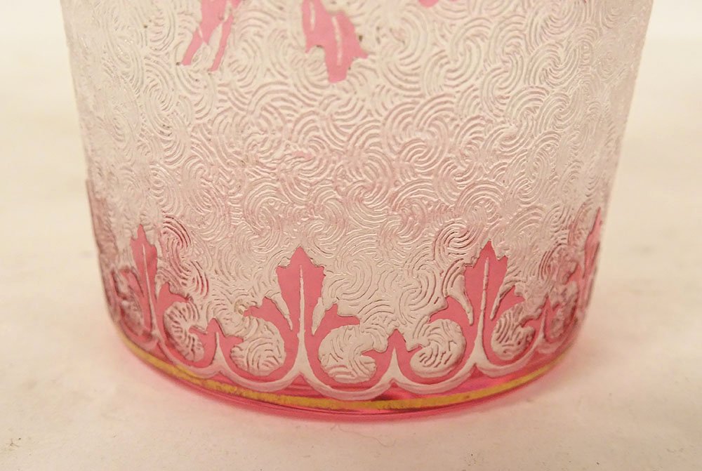 Pair Of Saint-louis Frosted Crystal Tea Cups With Art Nouveau Floral Motifs, Late 19th Century-photo-3
