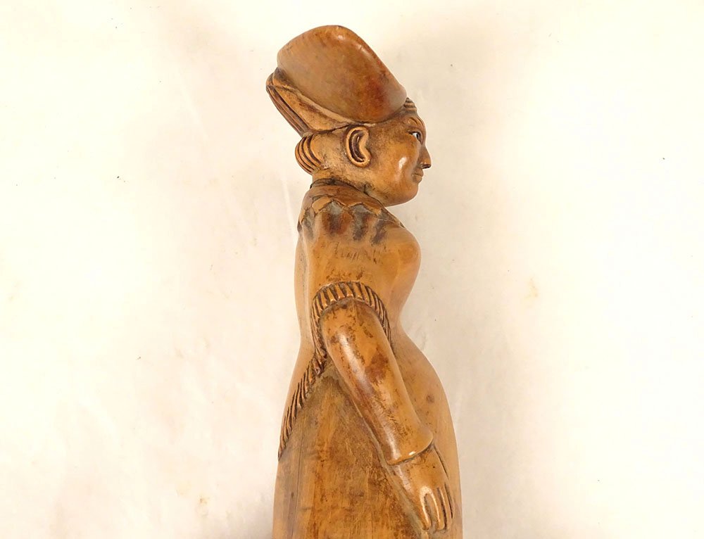 Tabatière buis anthropomorphe femme coiffe traditionnelle Art Populaire 19è-photo-2