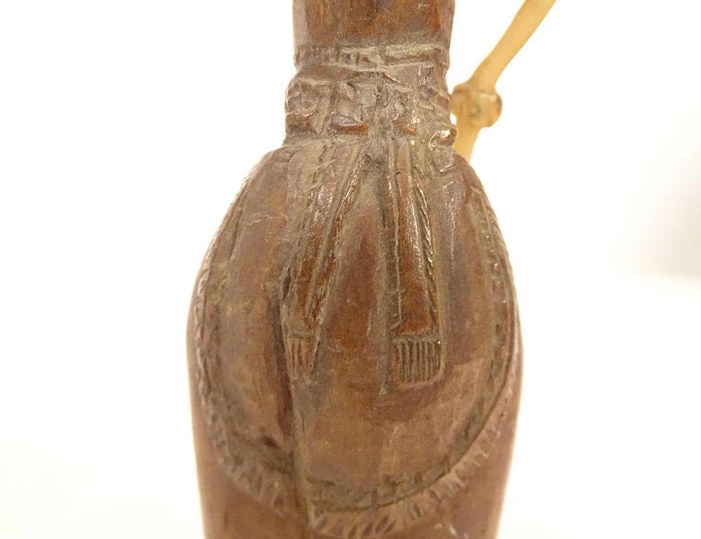 Small Wooden Sculpture Of A Saintly Bishop With A Crosier And Miter, 19th Century-photo-4