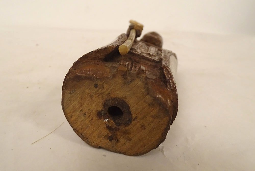 Small Wooden Sculpture Of A Saintly Bishop With A Crosier And Miter, 19th Century-photo-6