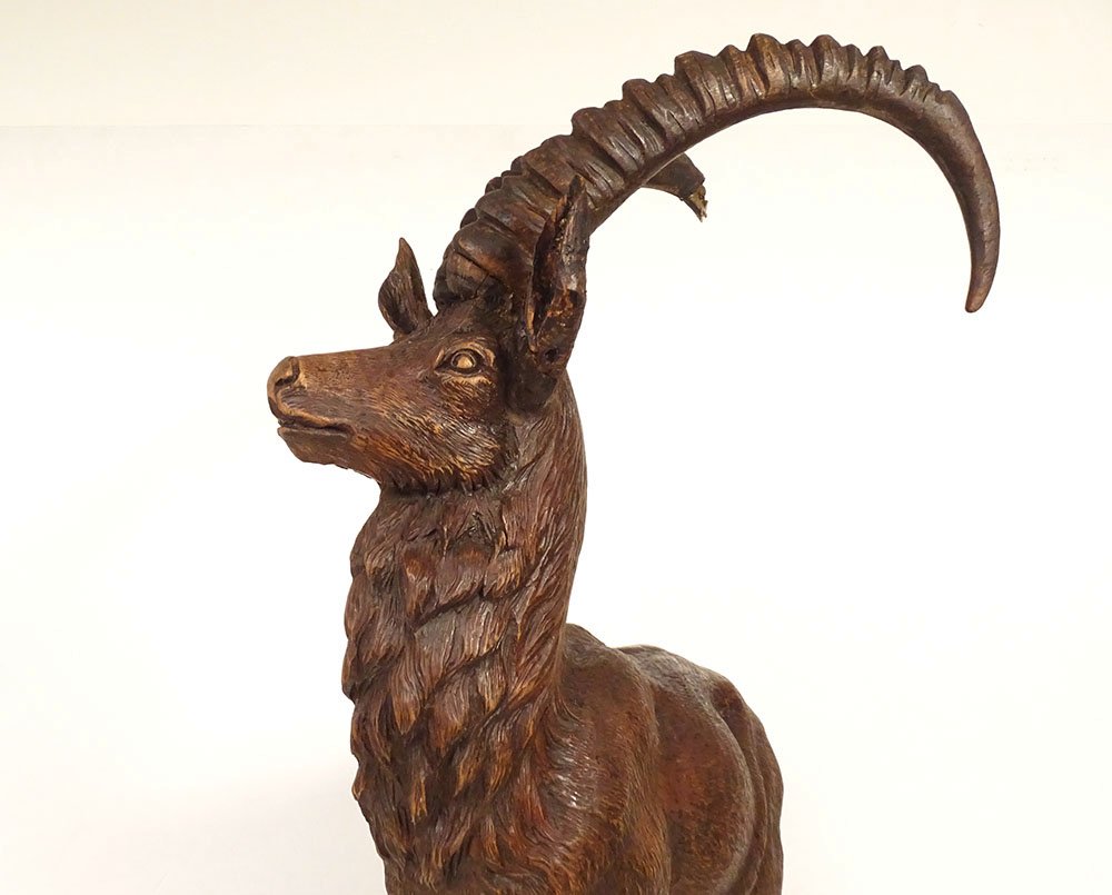 Large Black Forest Wood Carving Depicting A Chamois And A Ibex In The Alps, 19th Century-photo-2