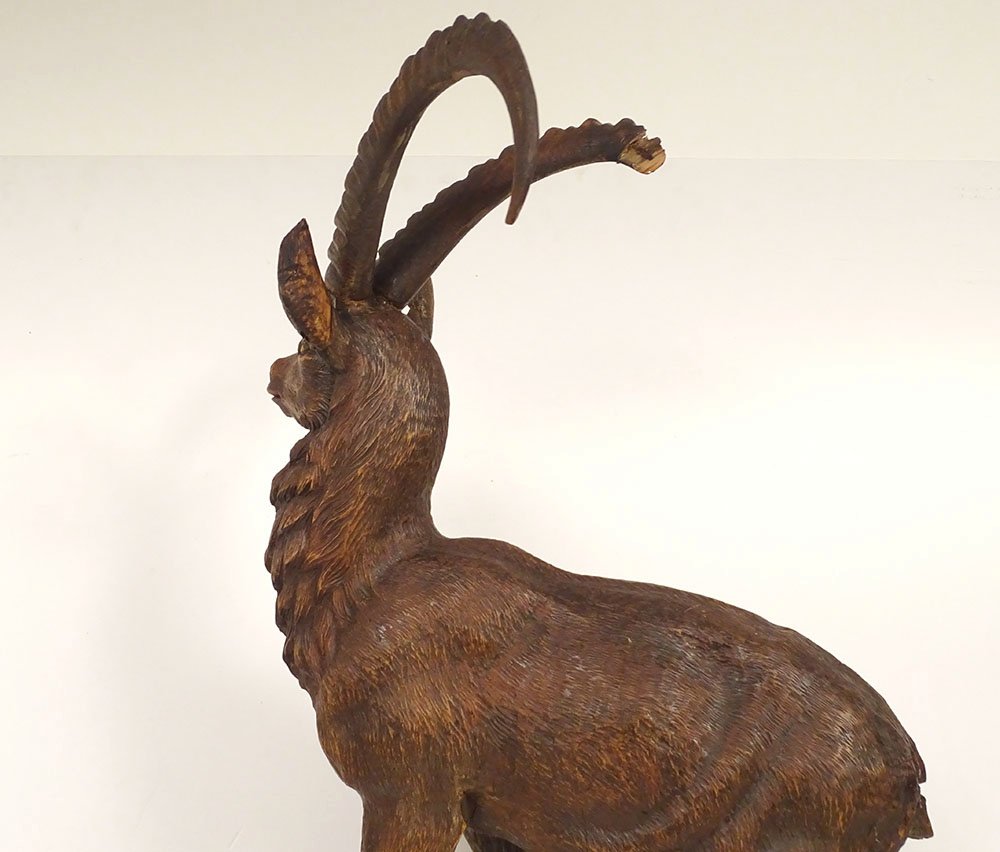 Large Black Forest Wood Carving Depicting A Chamois And A Ibex In The Alps, 19th Century-photo-8