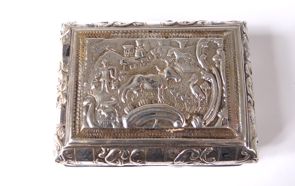 Small Box Sterling Silver Netherlands Woman Antique Children Peacocks Vache Nineteenth-photo-5