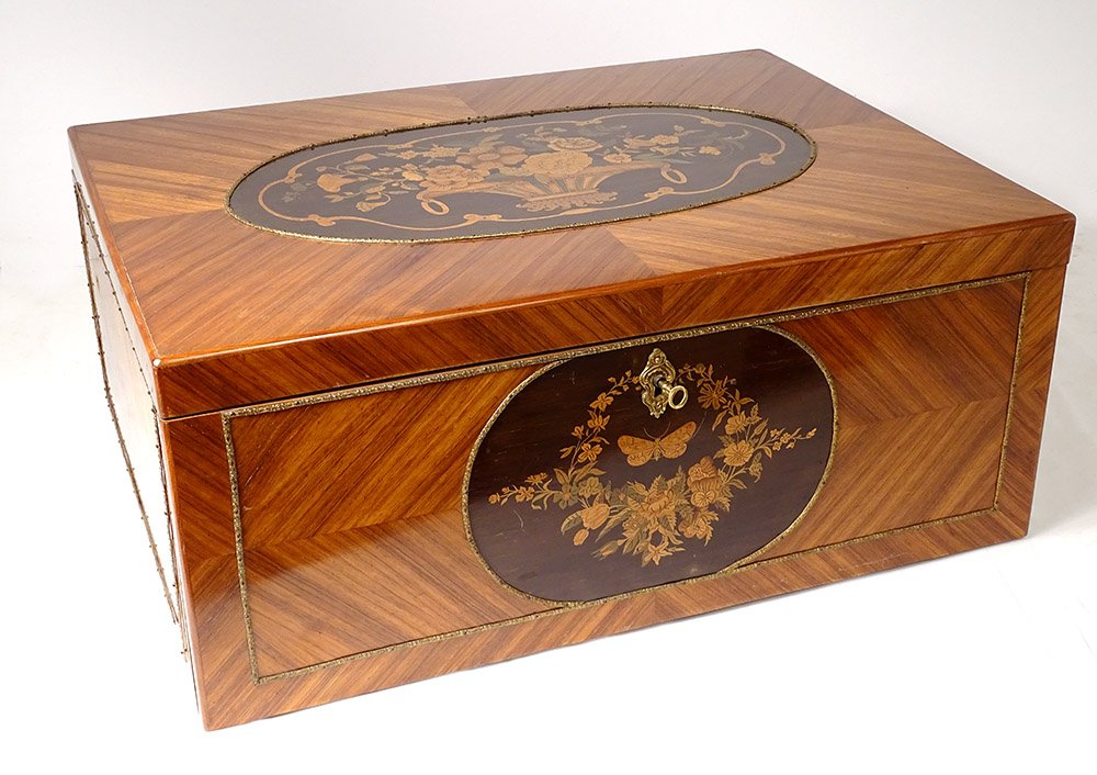 Grand Coffret à Châles Marqueterie Bois Rose Fleurs Napoléon III XIXème