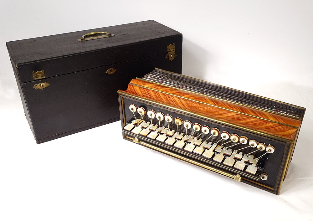 Diatonic Romantic Accordion Bois De Rose Nacre Brass Napoleon III Nineteenth