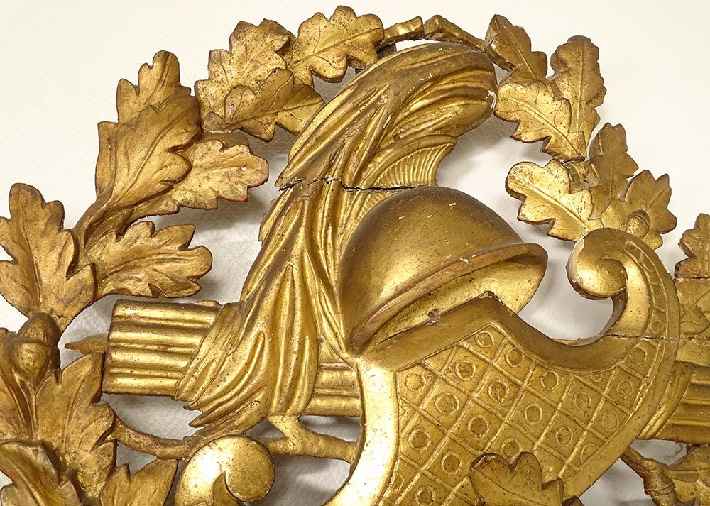 Large Revolutionary Mirror Golden Carved Wood Helmet Oak Leaves Eighteenth-photo-1
