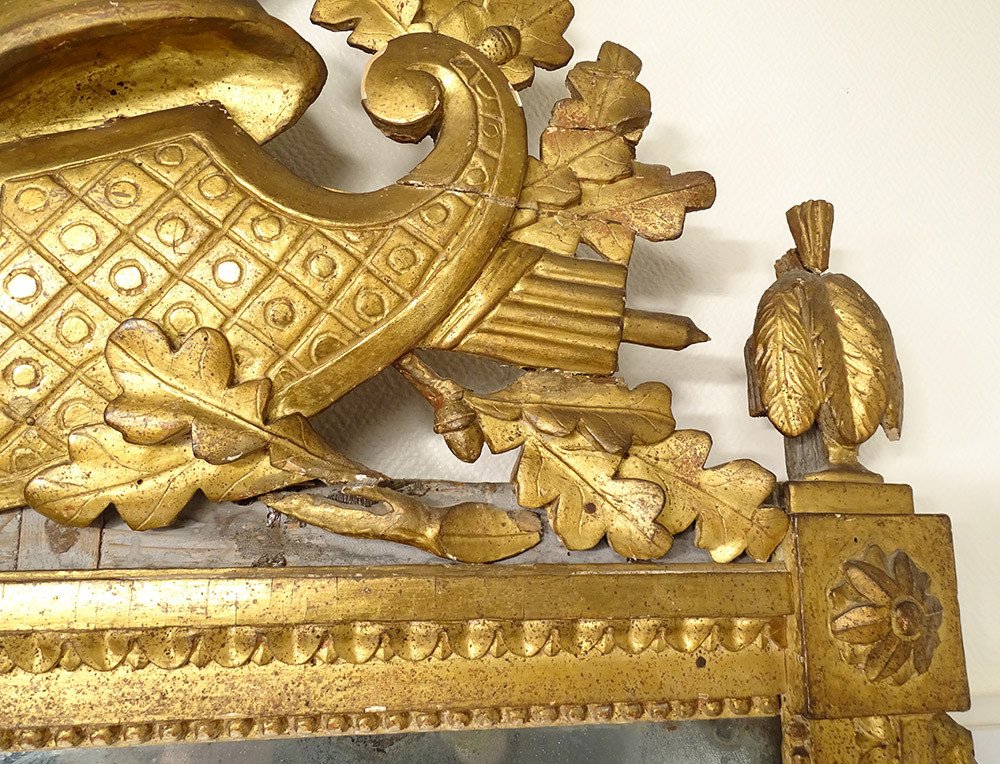 Large Revolutionary Mirror Golden Carved Wood Helmet Oak Leaves Eighteenth-photo-3