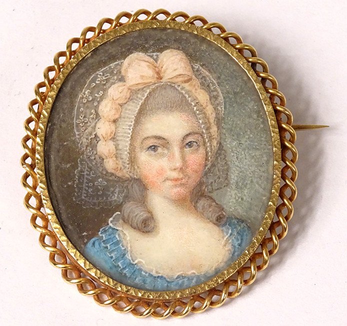 Broche Or Massif 18 Carats Miniature Nacre Portrait Jeune Femme XVIIIème