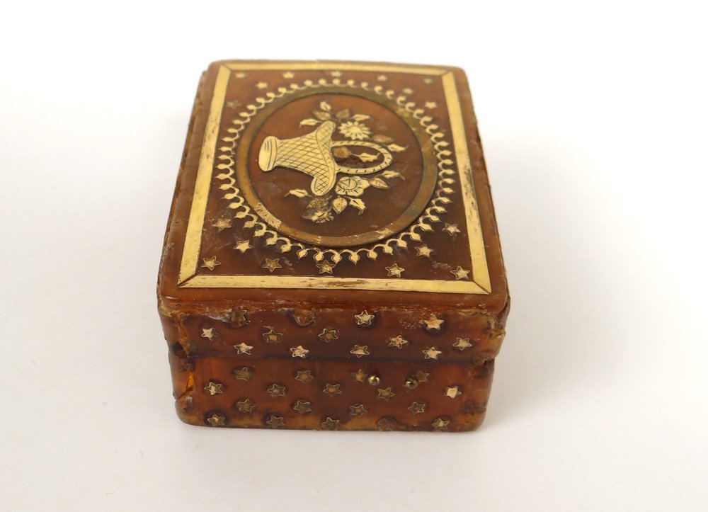 Tortoiseshell Fly Box Gold Inlays Flower Basket XVIIIth Characters-photo-5