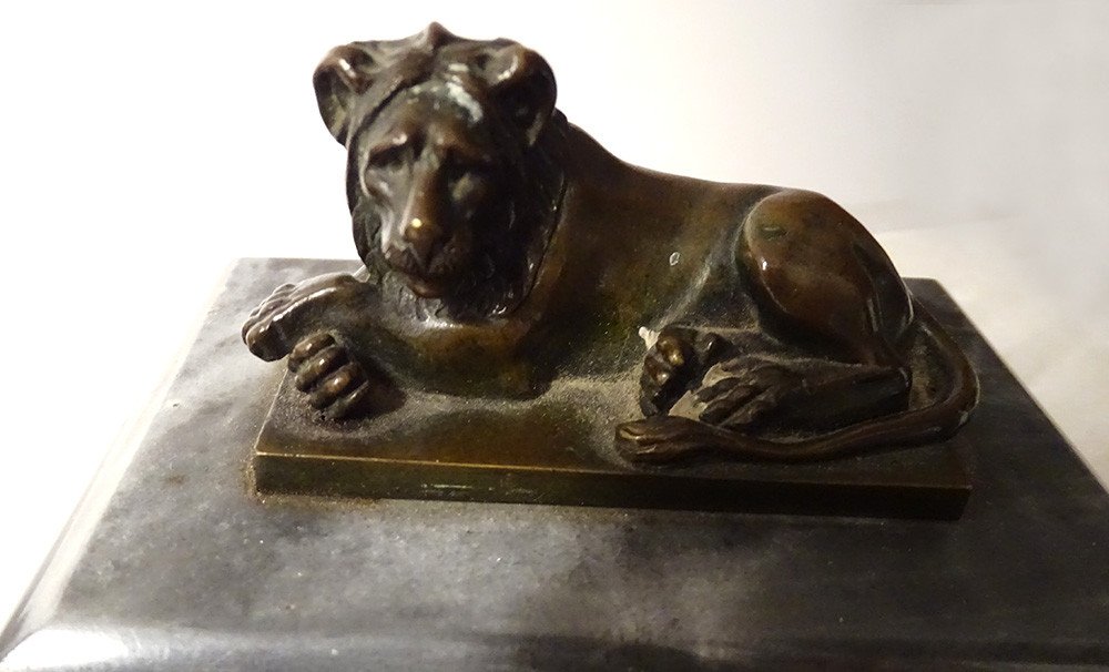 Paire Sculptures Presse-papiers Bronze Lions Couchés Marbre Gris XVIIIème-photo-2