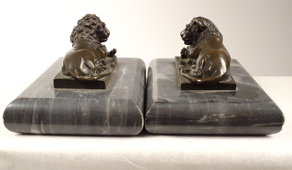 Pair Sculptures Bronze Paperweight Lions Lying Gray Marble Eighteenth-photo-6