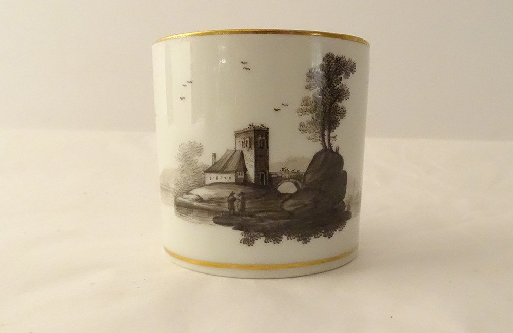 6 Vienna Grisaille Porcelain Cups Landscapes Castles Ponds Early XIXth-photo-4