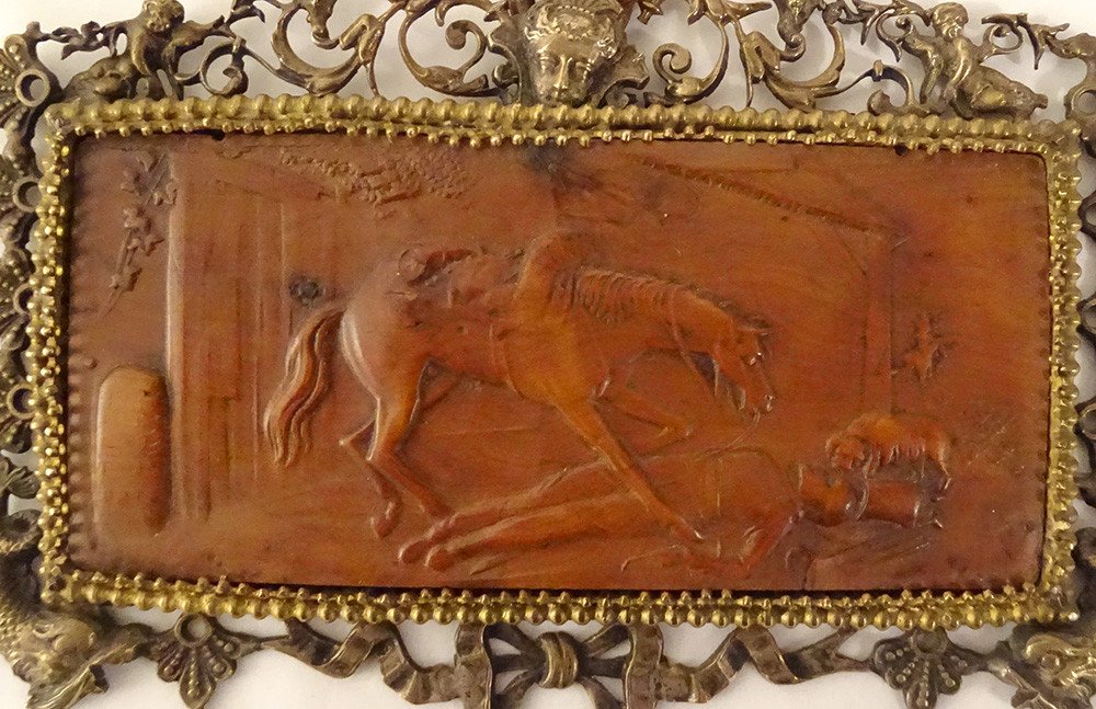 Plaque Buis Bas-relief Sculpté Cavalier Mort Cheval Chien Trompette XVIIIè-photo-2