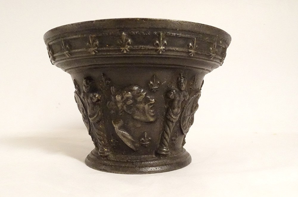 Brass Apothecary Mortar Hercule Biche Caryatids Puy-en-velay XVIIth-photo-2