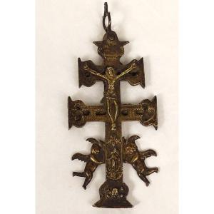 Croix Caravaca Bronze Christ Crucifix Angelots Calice Espagne XVIIè Siècle