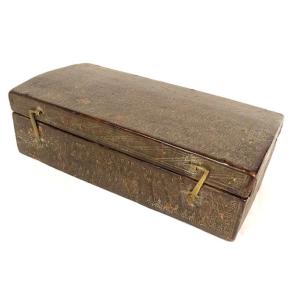 Leather Box Embossed Flowers Wood Secret Drawer XVIIth Century