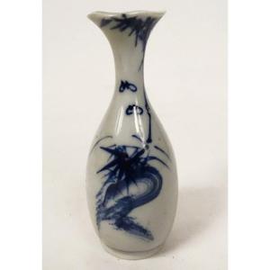 Petit Vase Porcelaine Blanc Bleu Chine Vietnam Chauve-souris XVIIIè Siècle