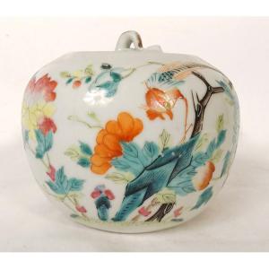 Chinese Porcelain Covered Pot Butterfly Bird Flowers Peonies 19th Century