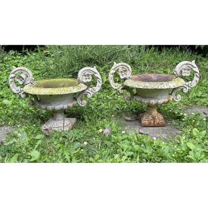 Paire de vases Médicis de propriété fonte jardin vasque XIXème siècle