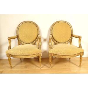Pair Of Louis XVI Cabriolet Armchairs With Acanthus And Gilt Wood Medallions, Late 18th Century