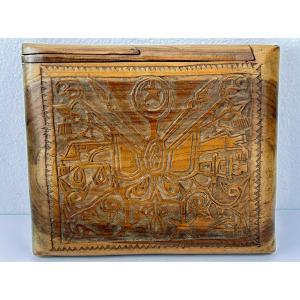 Ottoman Turkish Snuffbox, Carved Wood, Mosque, Trophy Of Arms, Stars, 19th Century