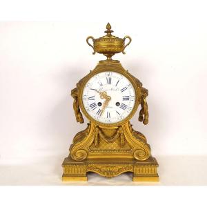 Louis XVI-style Gilded Bronze Clock With Lion-muzzle Cups By Gorini, Napoleon III Period, 19th Century