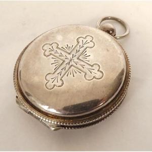 Boîte à hosties custode argent massif croix Minerve 24gr XIXème siècle