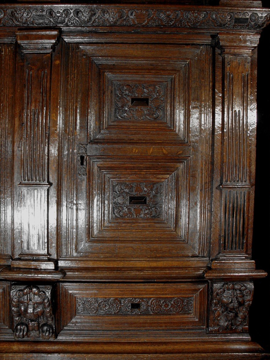 17th C Flemish Armoire Cabinet-photo-2