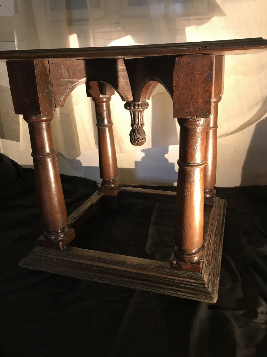 Petite table Louis XIII-photo-2