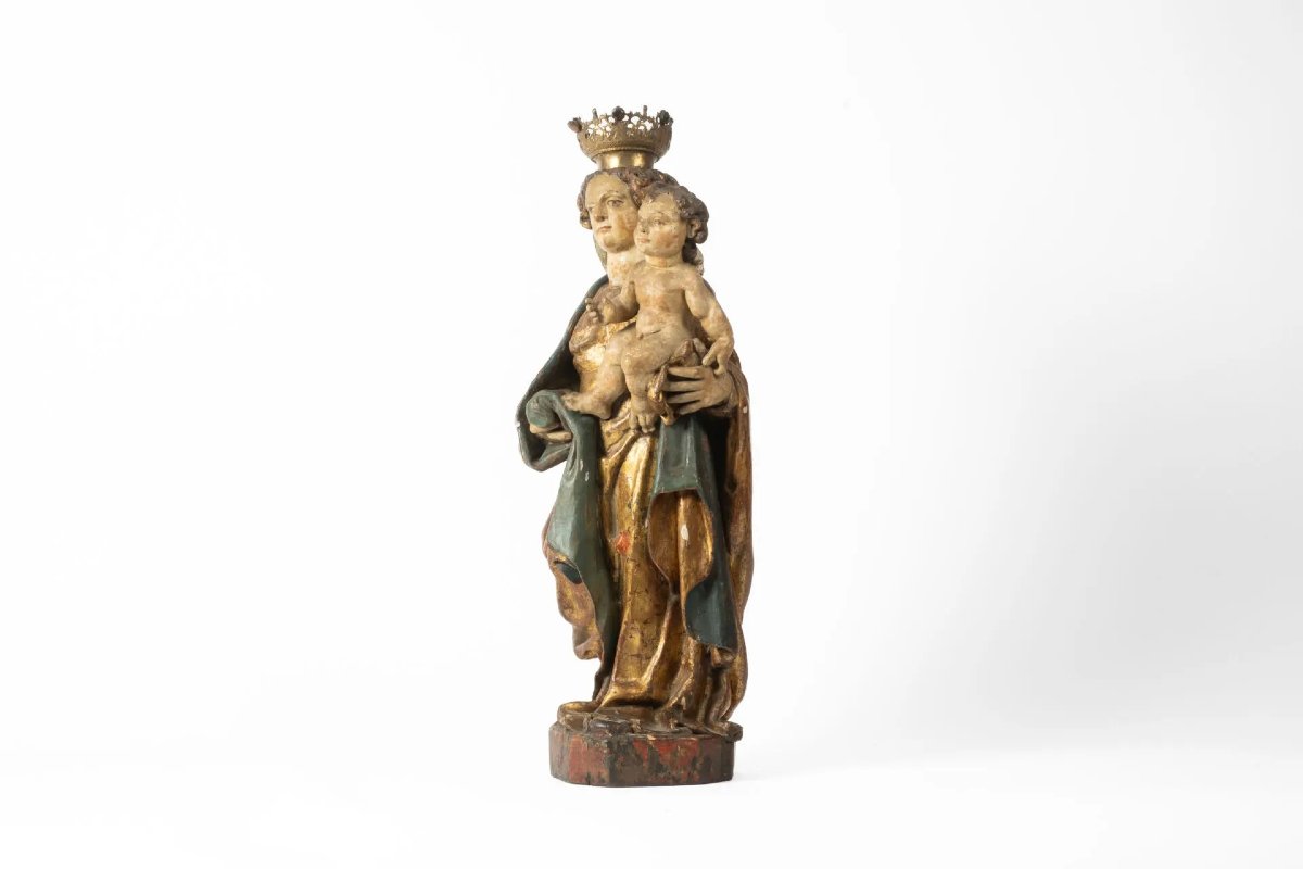 16th-century Statue Of The Virgin Mary